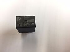 Econoline OEM New Take Off Ford Fuse box tow Relay FoMoCo 9C2T-14B192-AA picture