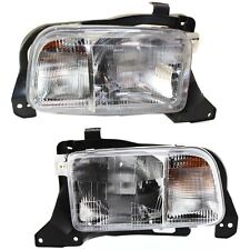 Headlight Set For 99-2004 Chevrolet Tracker Left and Right With Bulb 2Pc picture
