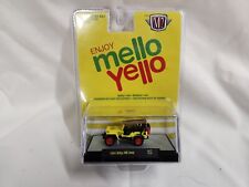 💎 2022 M2 MACHINES 1944 WILLYS MB JEEP MELLO YELLO A17 27-04 1:64 picture