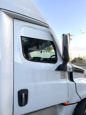 FREIGHTLINER CASCADIA CHOP-TOP 7 INCH SIZE IN WHITE FINISH picture