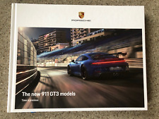 2022 Porsche 911 GT3 Brochure picture