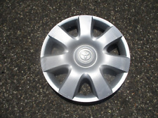 One factory 2002 to 2005 Toyota Camry 15 inch hubcap wheel cover 42621AA080 picture