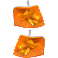 For Volvo VNL Series Signal Marking Light 1996-2003 Pair Passenger & Driver Side picture