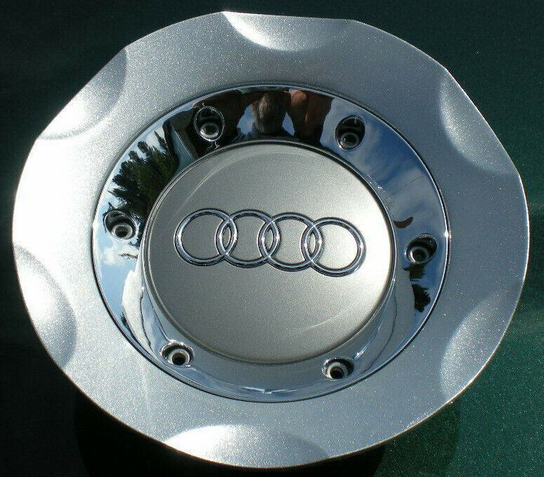 NEW 2003 - 2006 Audi TT OEM Silver / Chrome Center Cap P/N 8N0 601 165 C