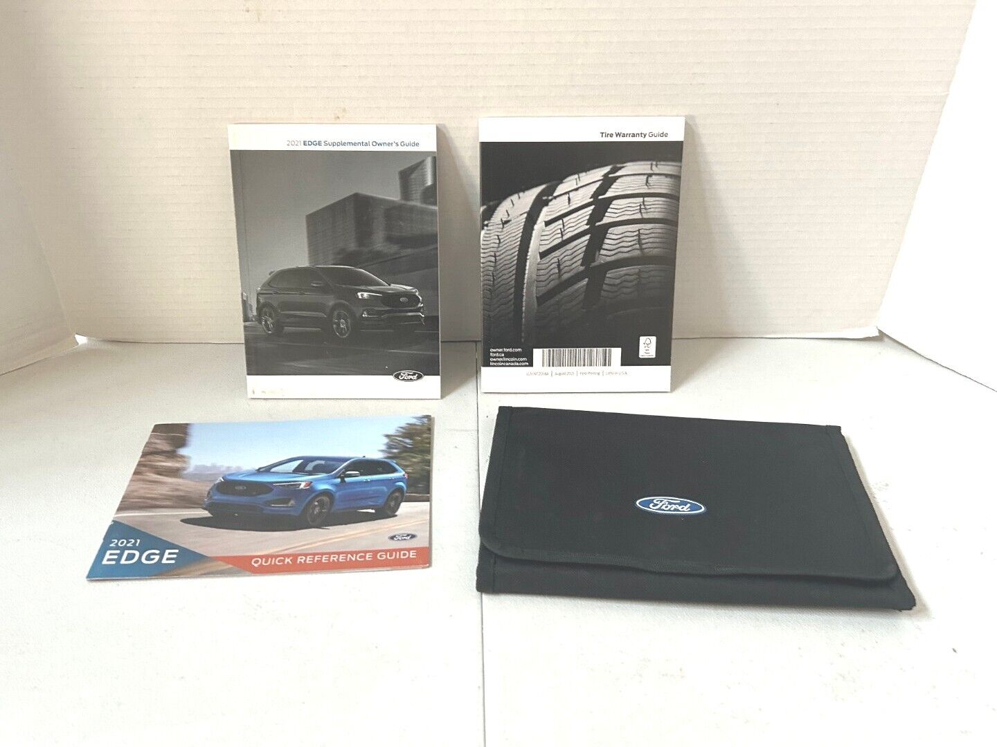 2021 Ford EDGE Supplemental Owners Manual Set With Case  