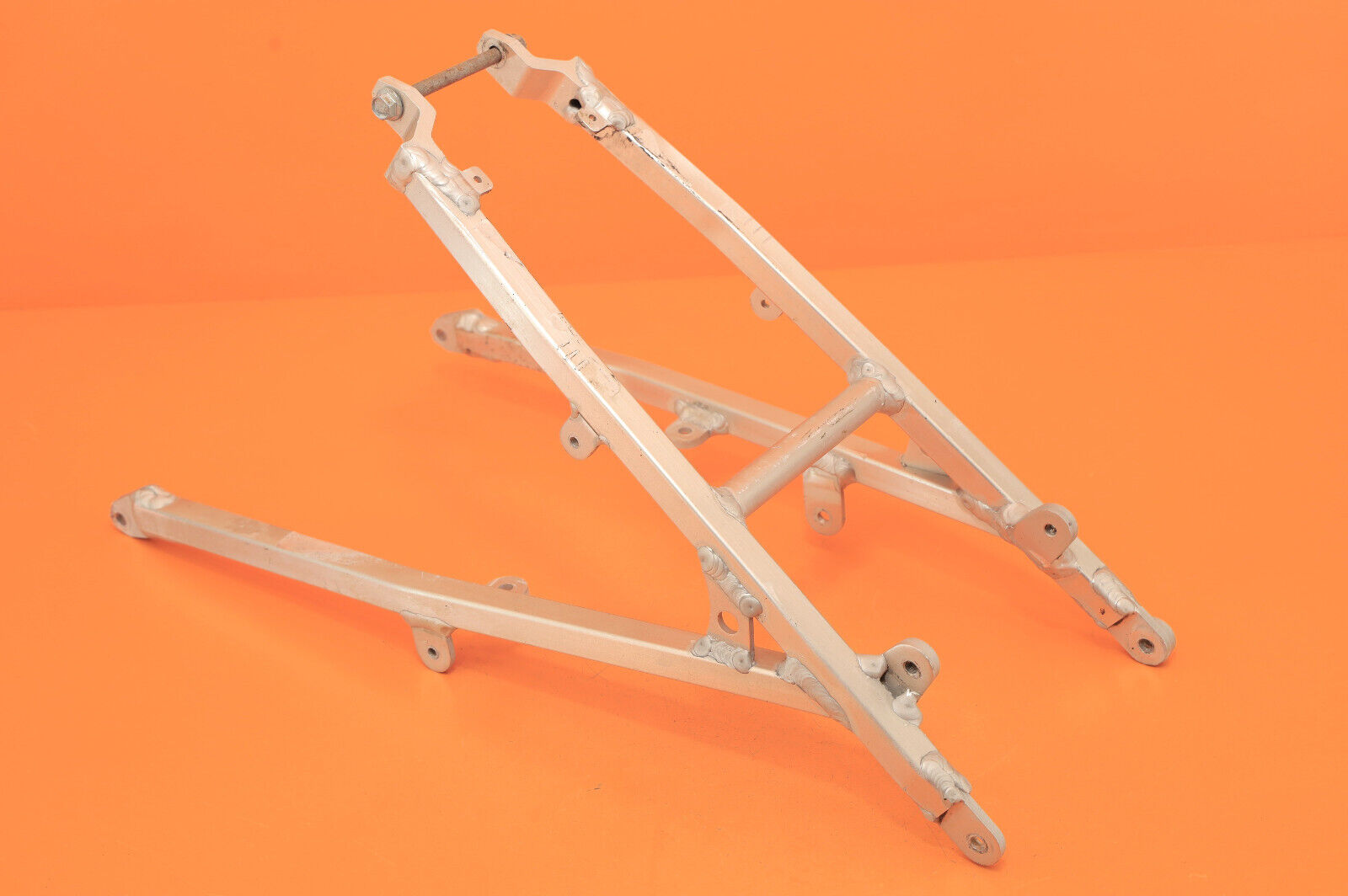 2006 02-06 RM250 RM 250 Subframe Rear Chassis Seat Rail Support Bracket Brace