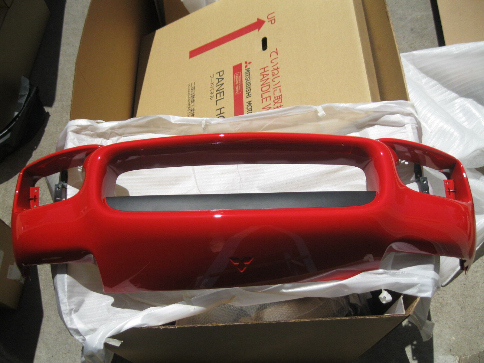 1999 MITSUBISHI 3000GT RED FRONT BUMPER RETRO FIT COVER OEM MR439752 MS240602