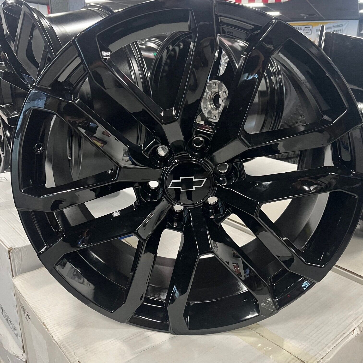 22 inch 2021 Chevy Tahoe Suburban OE replica wheels RST gloss black 6x5.5 +24