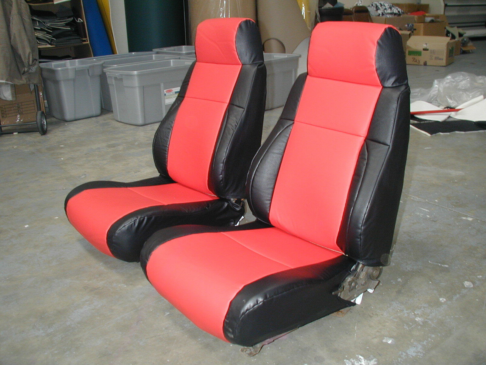 FOR PONTIAC FIERO GT 1984-1989 IGGEE S.LEATHER CUSTOM FIT SEAT COVERS 13 COLORS