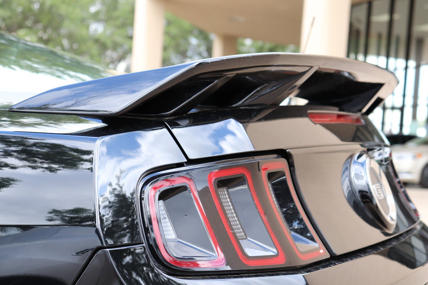 2010-2014 Painted 4 Post Spoiler For Ford Mustang  \