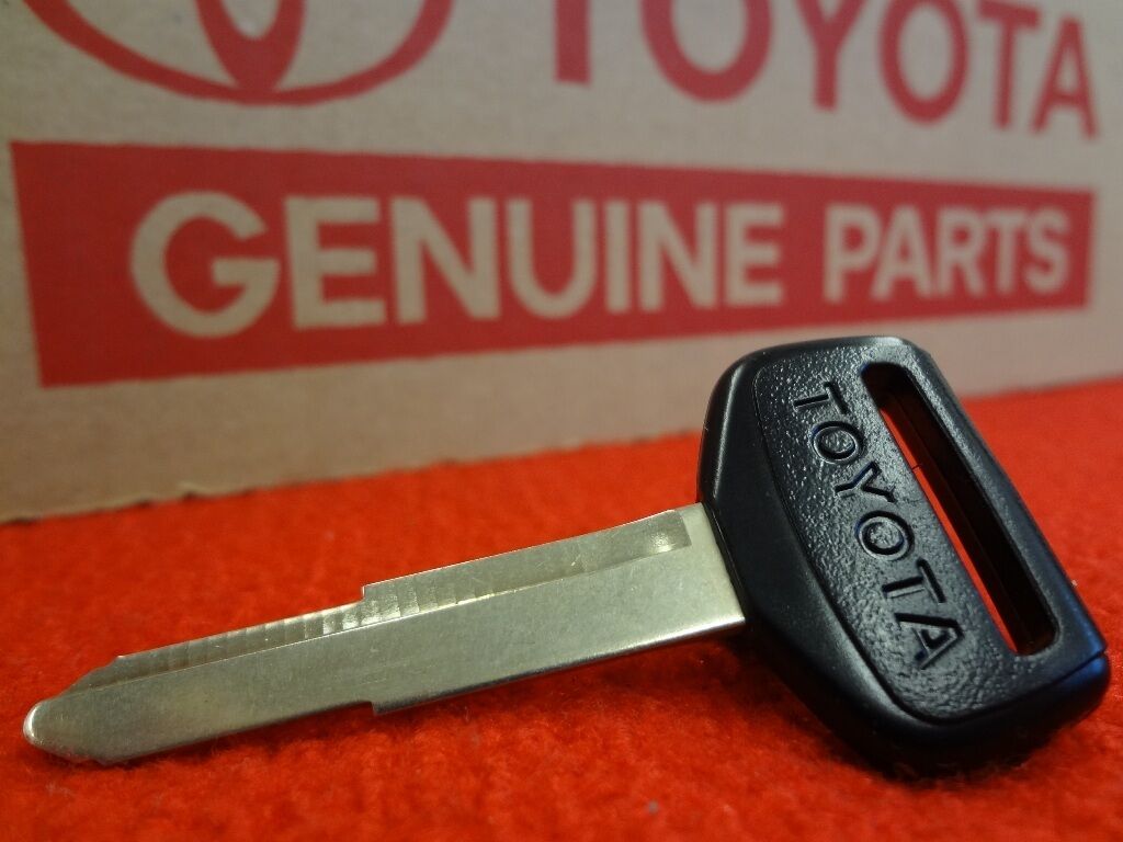 ❤️ Toyota Master Key Blank 4Runner Hilux Pickup Land Cruiser OEM Genuine Japan 