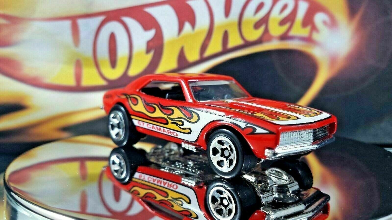 HOT WHEELS 1967 Chevrolet Camaro Red with Flames Loose MINT