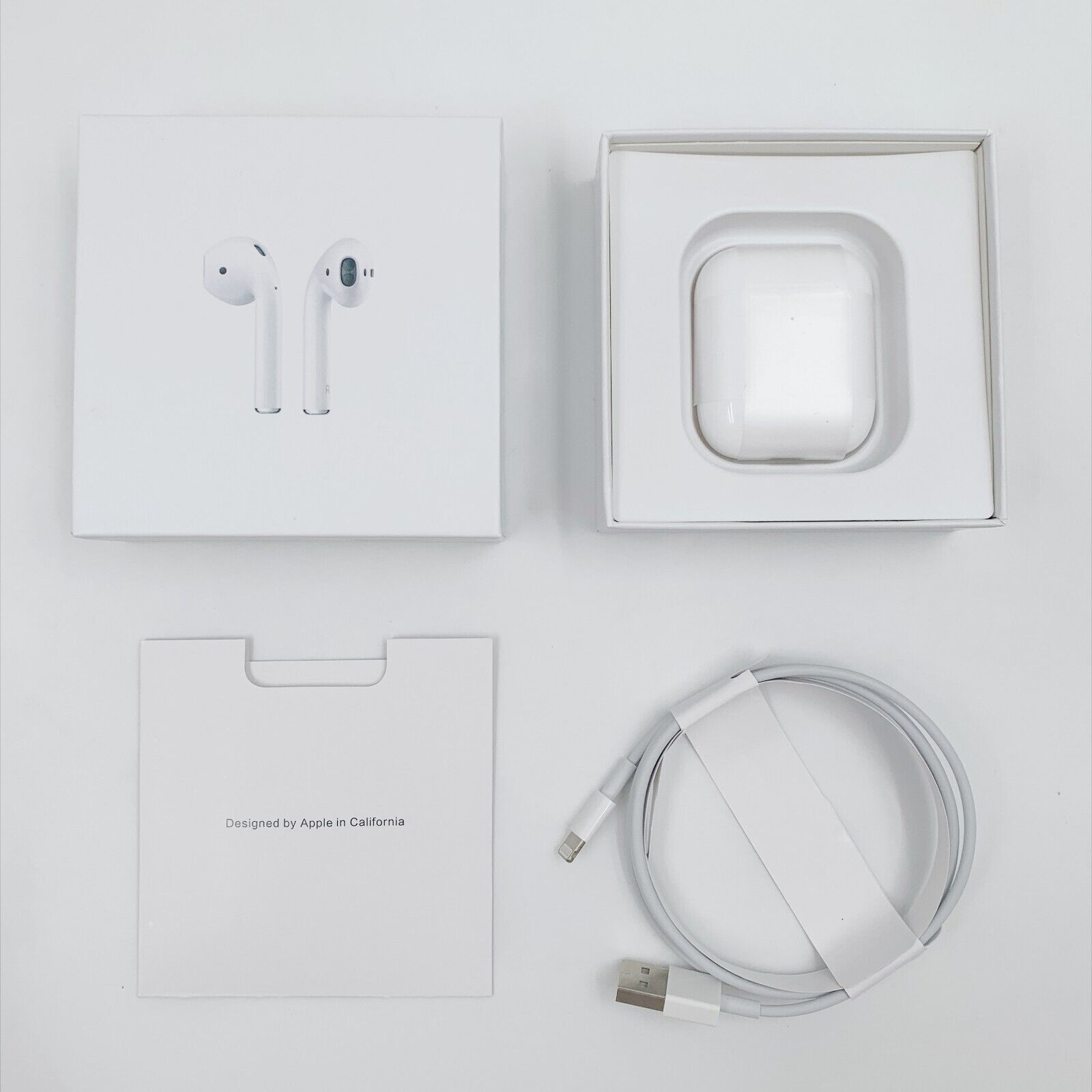 Apple AirPods 2nd Generation Bluetooth Earbuds Earphone White Charging Case New