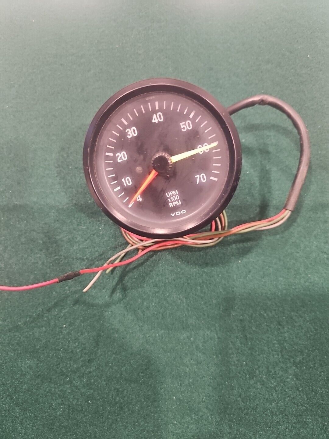VDO 7000-RPM Tachometer 3 1/4\