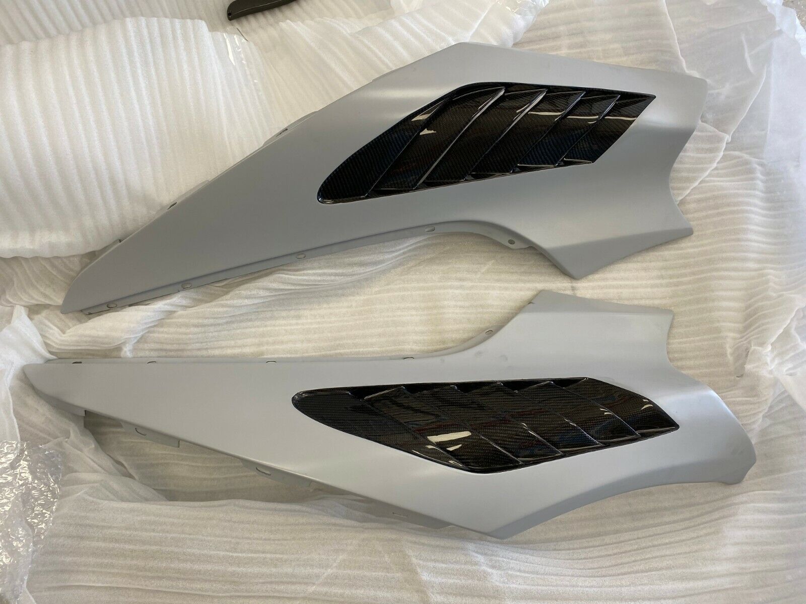 Mclaren 720s Carbon Fiber Fenders With Louvers
