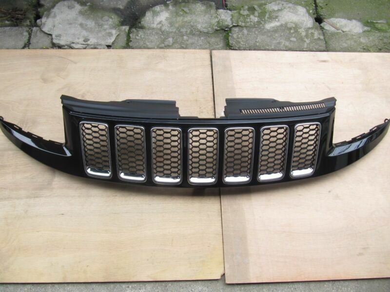 Fits Jeep Grand Cherokee SRT type 14-16 Grille Assembly Gloss Black Chrome Ring