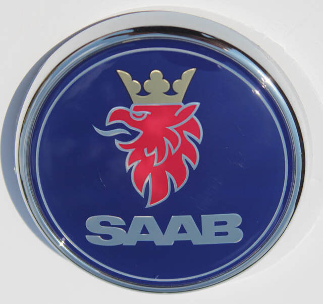 Saab 9-3 2004-10 Trunk lid Emblem Original 12831661 12844160 Griffin Head _71mm