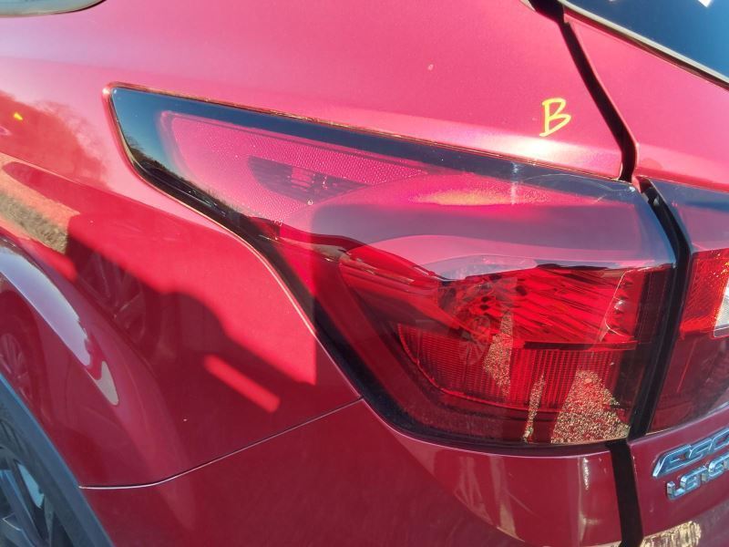 Driver Tail Light Quarter Panel Mounted Bright Red Lens Fits 19 ESCAPE 2515933
