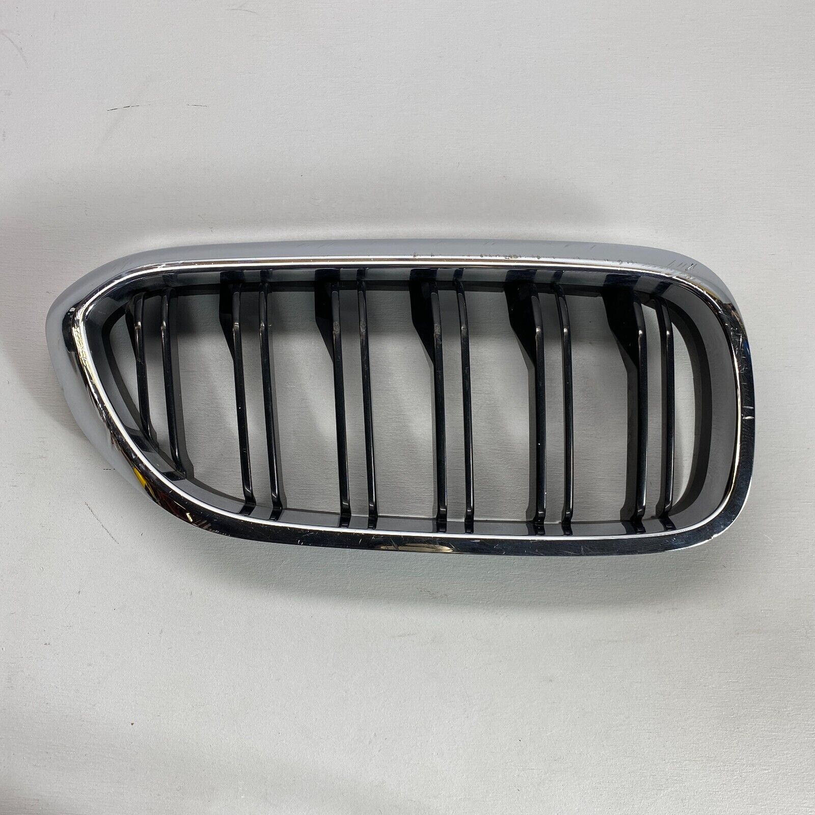 2018-2023 BMW M5 F90 FRONT FRONT RIGHT KIDNEY GRILLE 8063174 616979-10 OEM