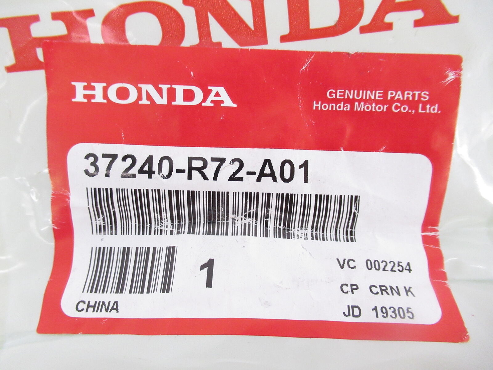Genuine OEM Honda Acura 37240-R72-A01 Oil Pressure Sending Unit Switch Assembly
