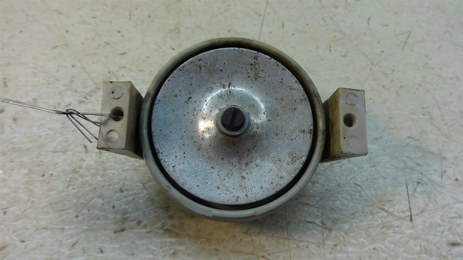 1960\'s peugeot 103 sv R15~ horn