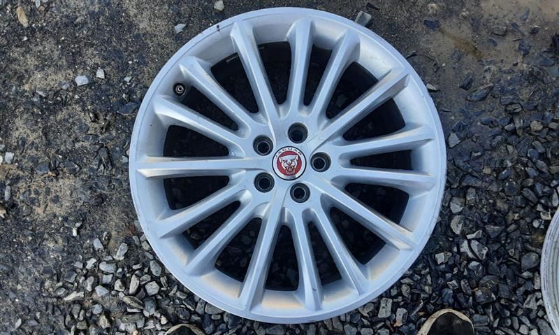Wheel 19x7-1/2 Alloy 15 Spoke Silver Fits 18-19 XE 464280