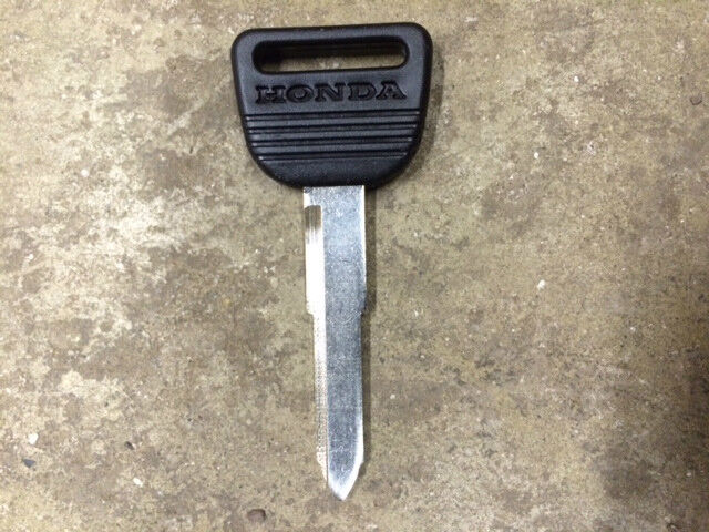 Genuine OEM Honda 84-87 Civic / CRX 82-89 Accord / 83-91 Prelude Key Blank 