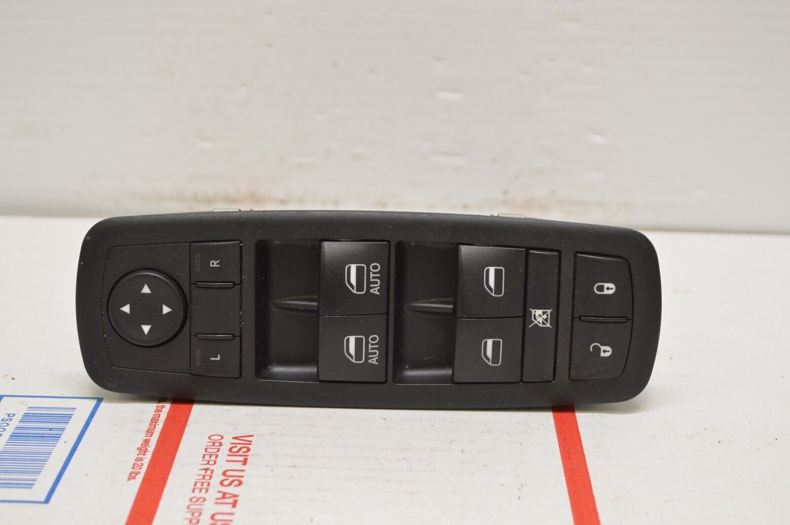 07 09 Chrysler Pacifica Power Window Master Switch Door Window Button MT63#027