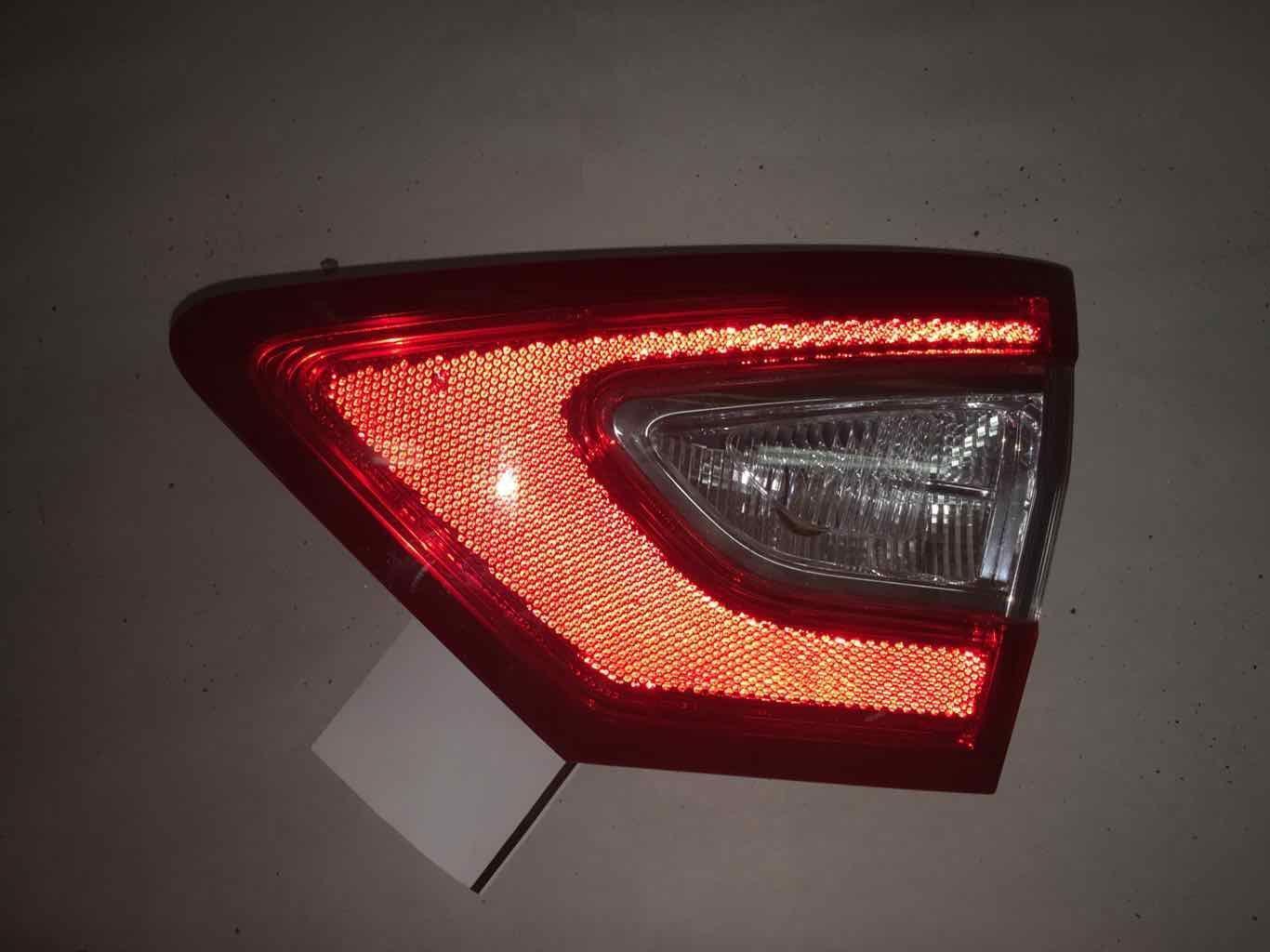 2013 2014 2015 2016 FORD FUSION OE Tail Light Assembly Right INNER