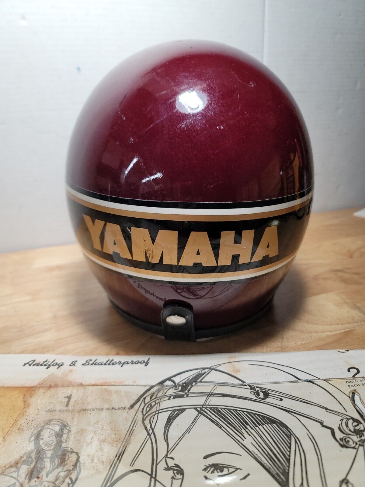 Vintage 1980s Yamaha Helmet Red Matalic Size Medium 