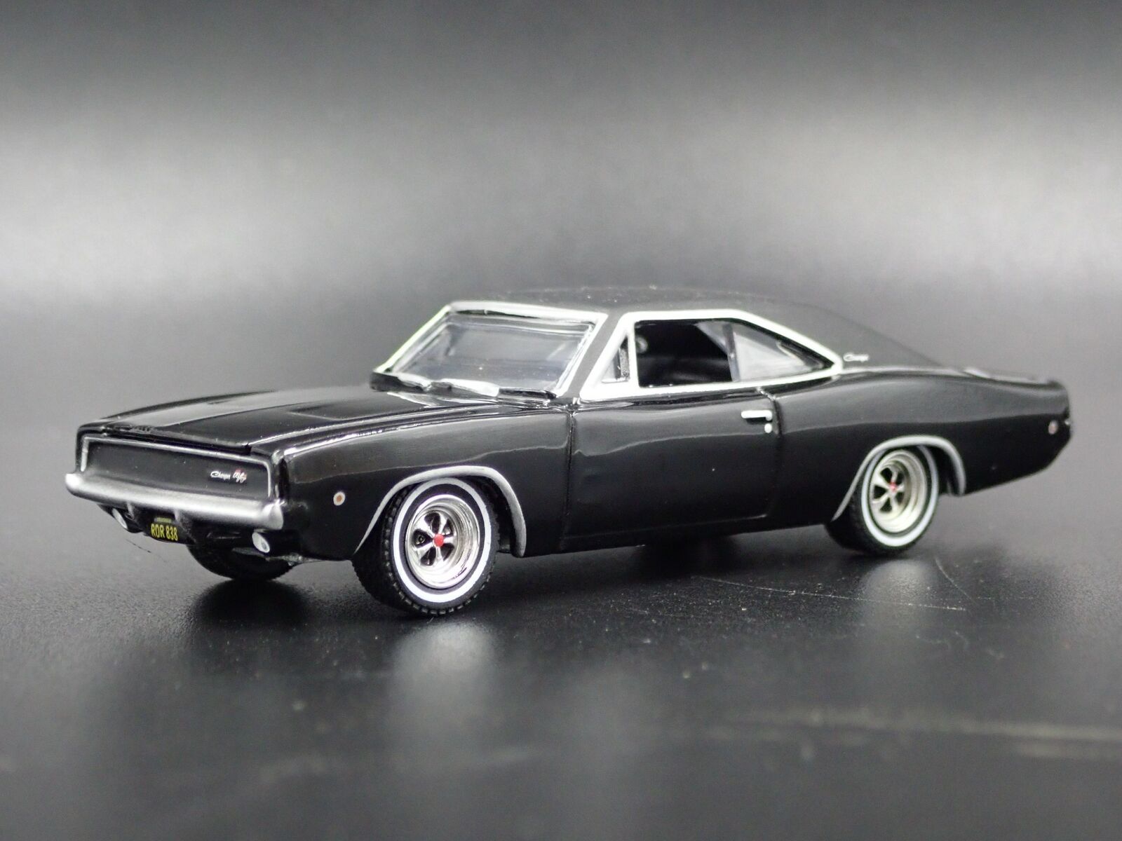 1968 68 DODGE CHARGER R/T RARE 1:64 SCALE COLLECTIBLE DIORAMA DIECAST MODEL CAR