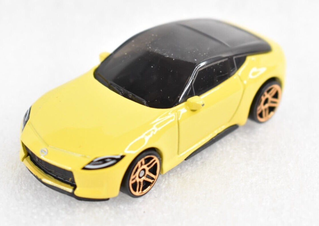 Hot Wheels Nissan Z Proto Ikazuchi Yellow Loose 2022 Factory Fresh