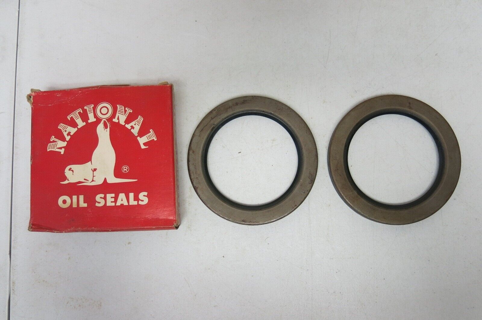 Vintage National Oil Seals (55189) 2 Pcs