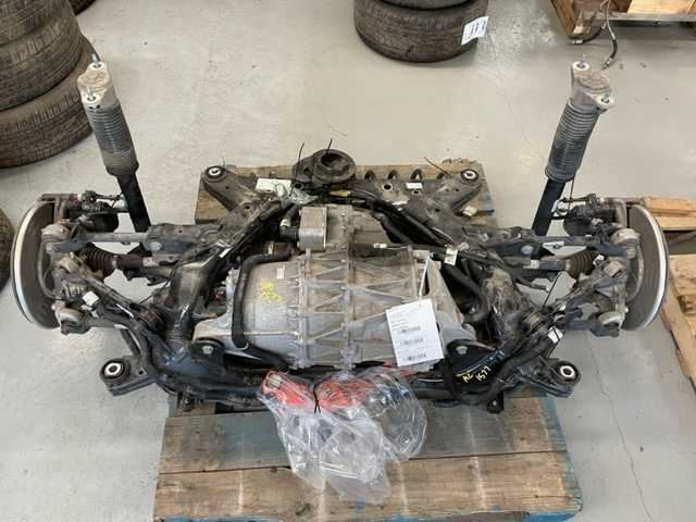 2020-2023 TESLA 3 REAR ENGINE DRIVE MOTOR WITH SUBFRAME AND SUSPENSION 
