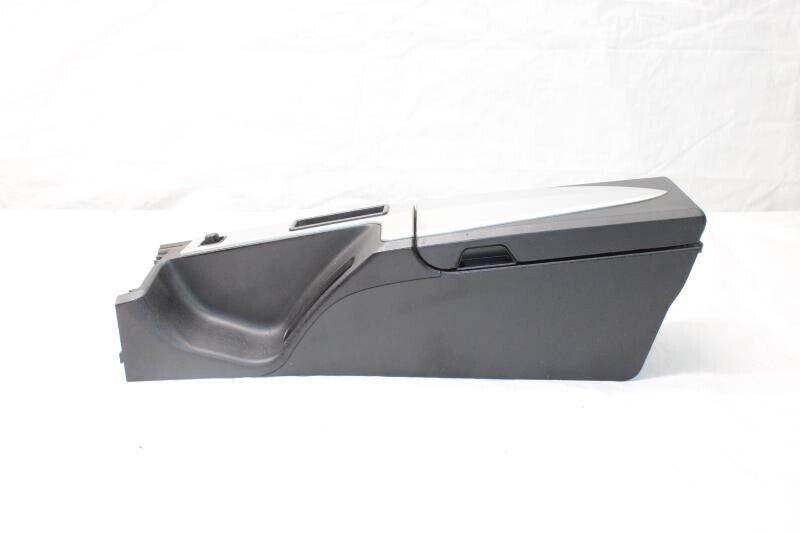 2005 CHRYSLER CROSSFIRE ZH COUPE #272 CENTER CONSOLE ARMREST