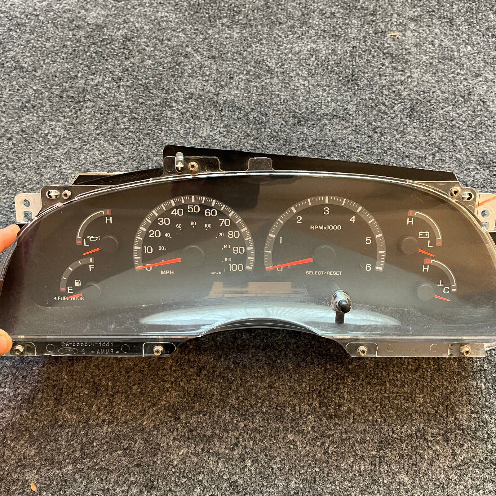 99-03 Ford Expedition F150 Instrument Gauge Cluster USED XL3F-10A855-AA C617