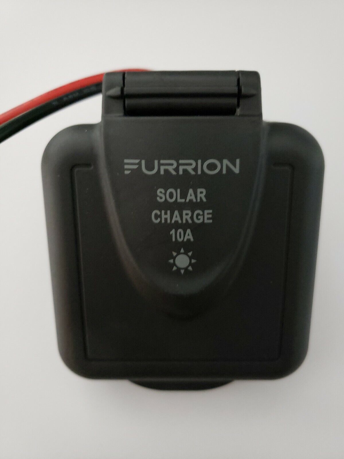 FURRION 10A QUICK CONNECT SOLAR CHARGING INLET  