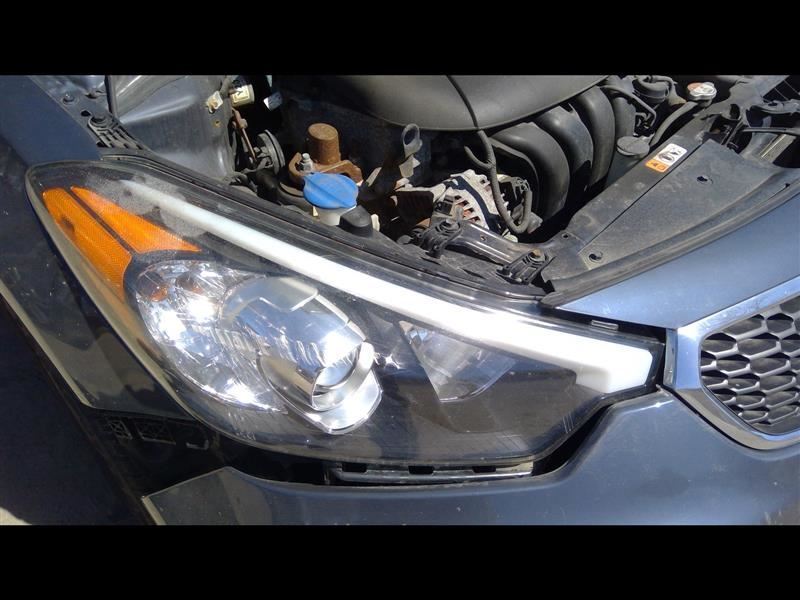 Passenger Headlight Halogen Without LED Accents Fits 14-16 FORTE 1018867