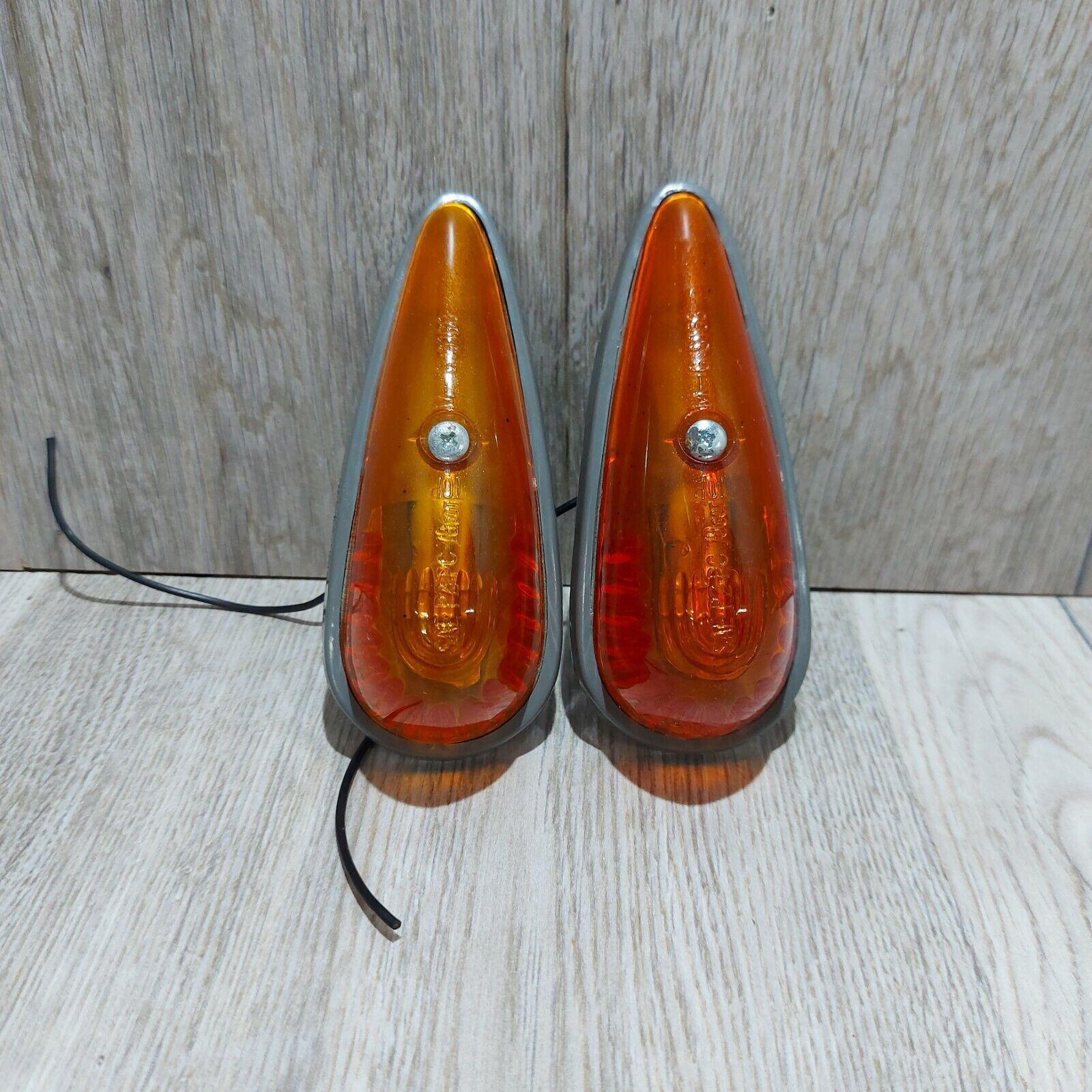 Pair of Grote 46543 Yellow Cab Marker Clearance Light M-G 9168 Amber