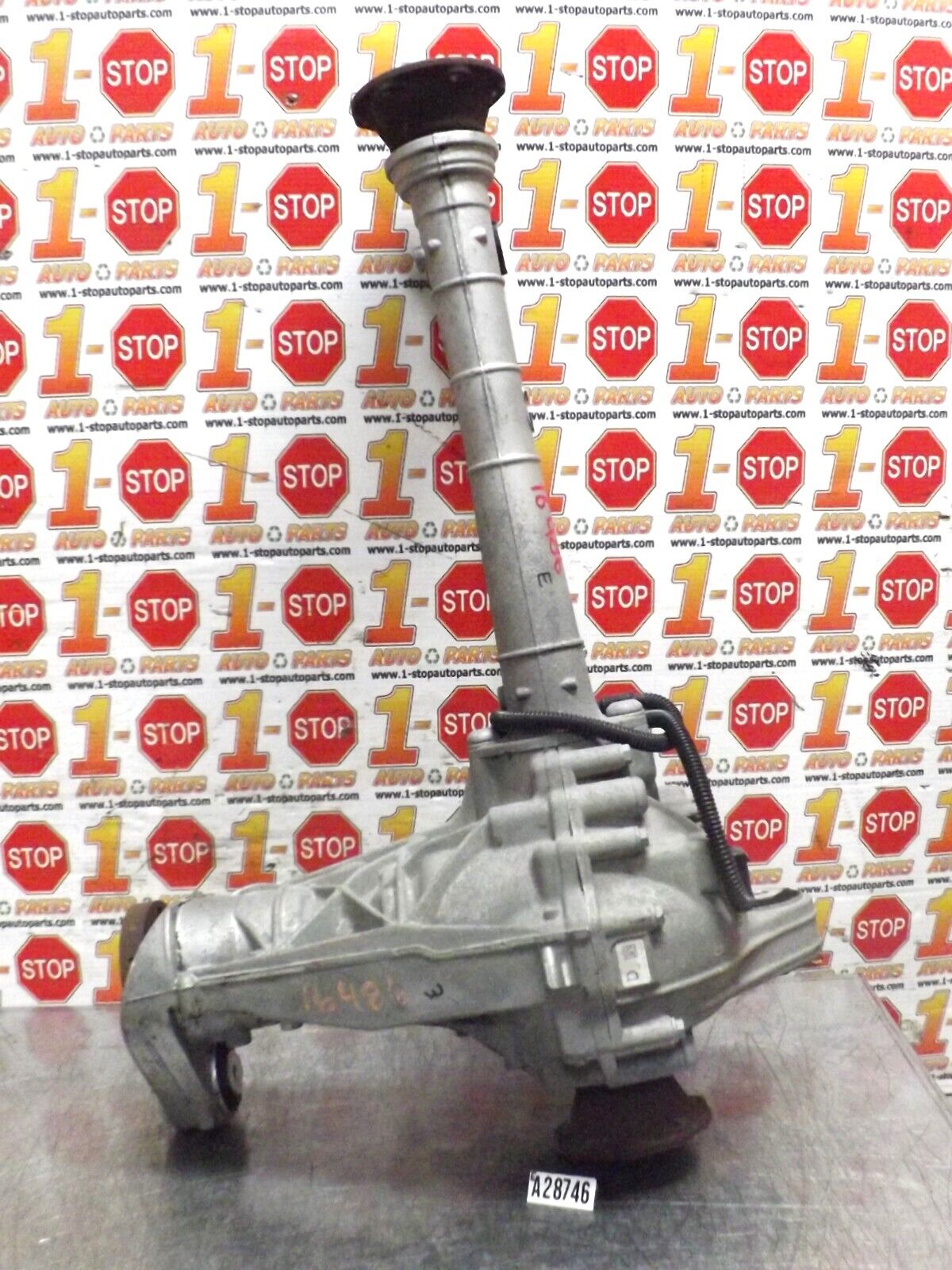 08-10 PORSCHE CAYENNE FRONT AXLE DIFFERENTIAL CARRIER ASSEMBLY 95534901021 OEM