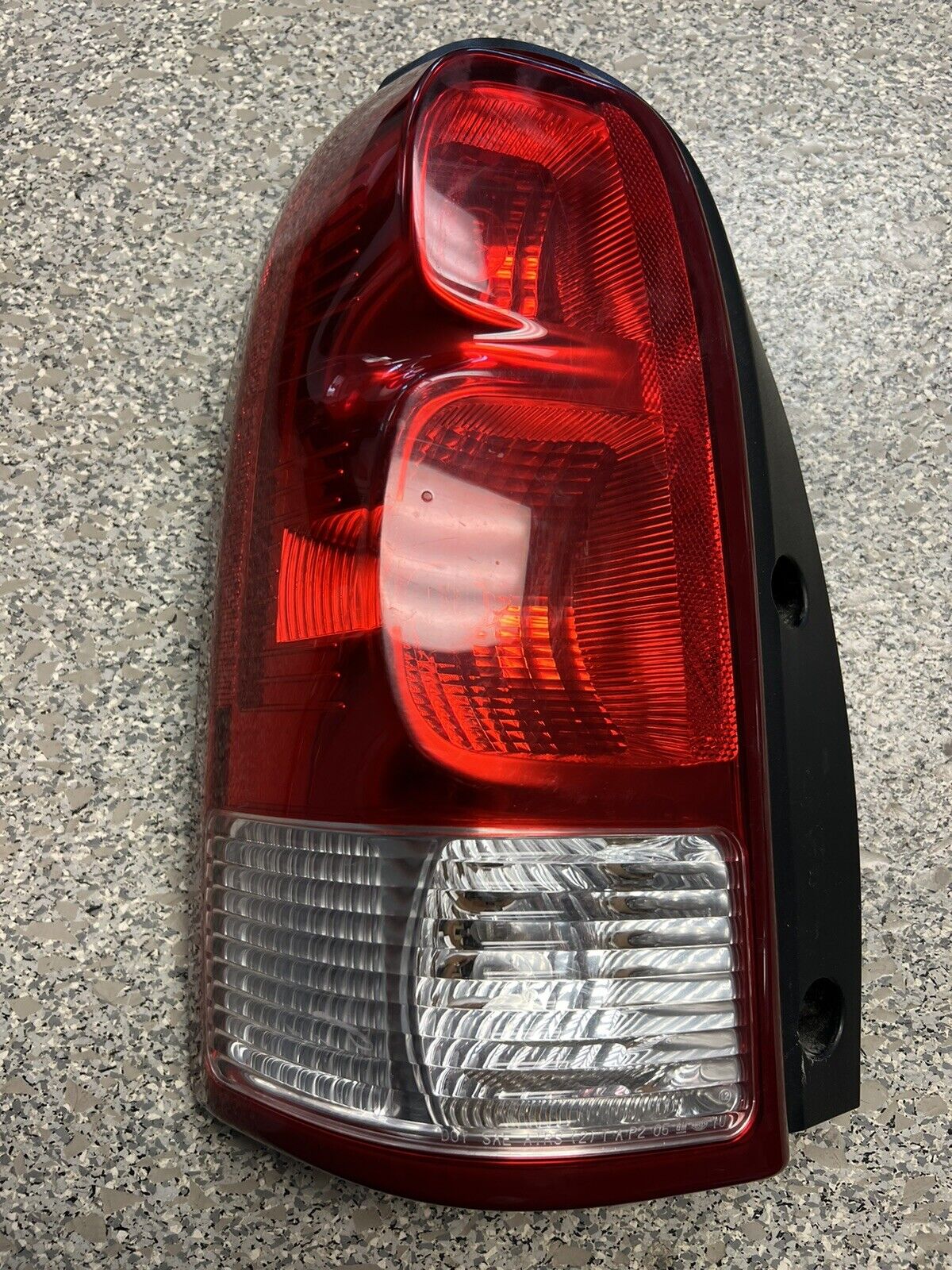 2005-2009 Pontiac Montana Chevy Uplander Driver Left Taillight Tail Light OEM