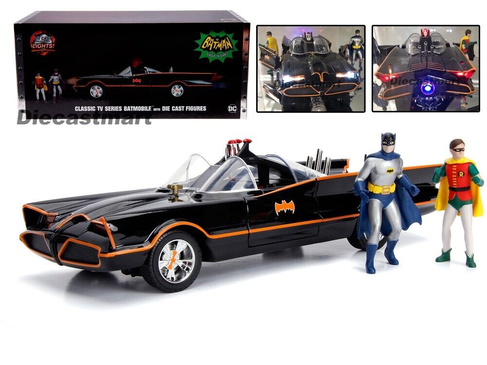 Jada 1:18 Classic TV Series 1966 Batmobile with Lights Batman and Robin 98625