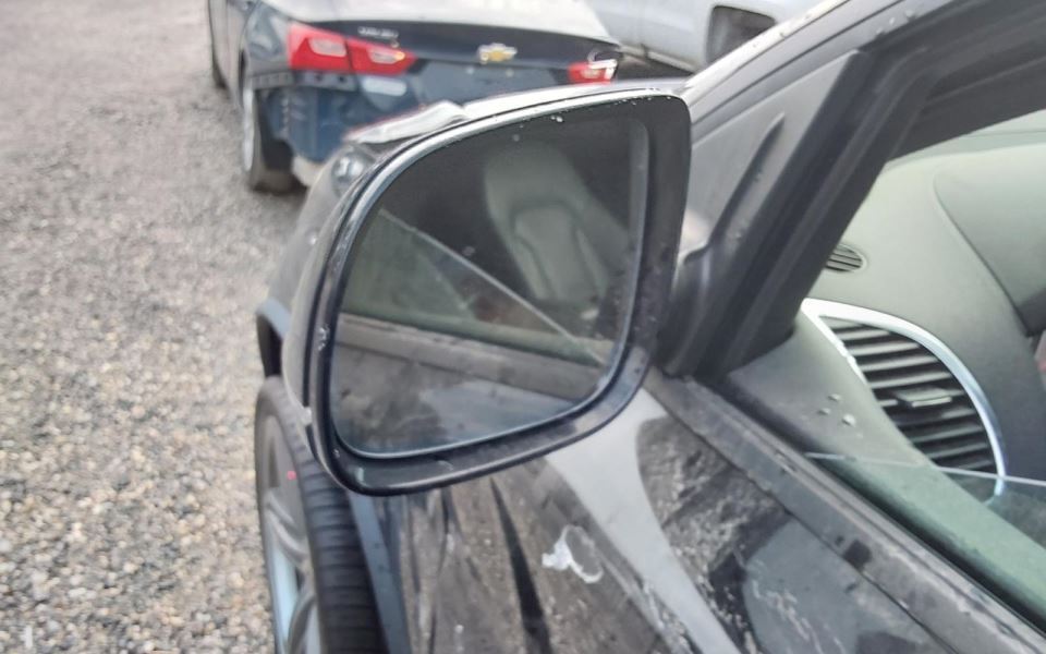 Driver Side View Mirror Power Lighting Pkg Opt QQ1 Fits 13-15 AUDI Q7 2391598