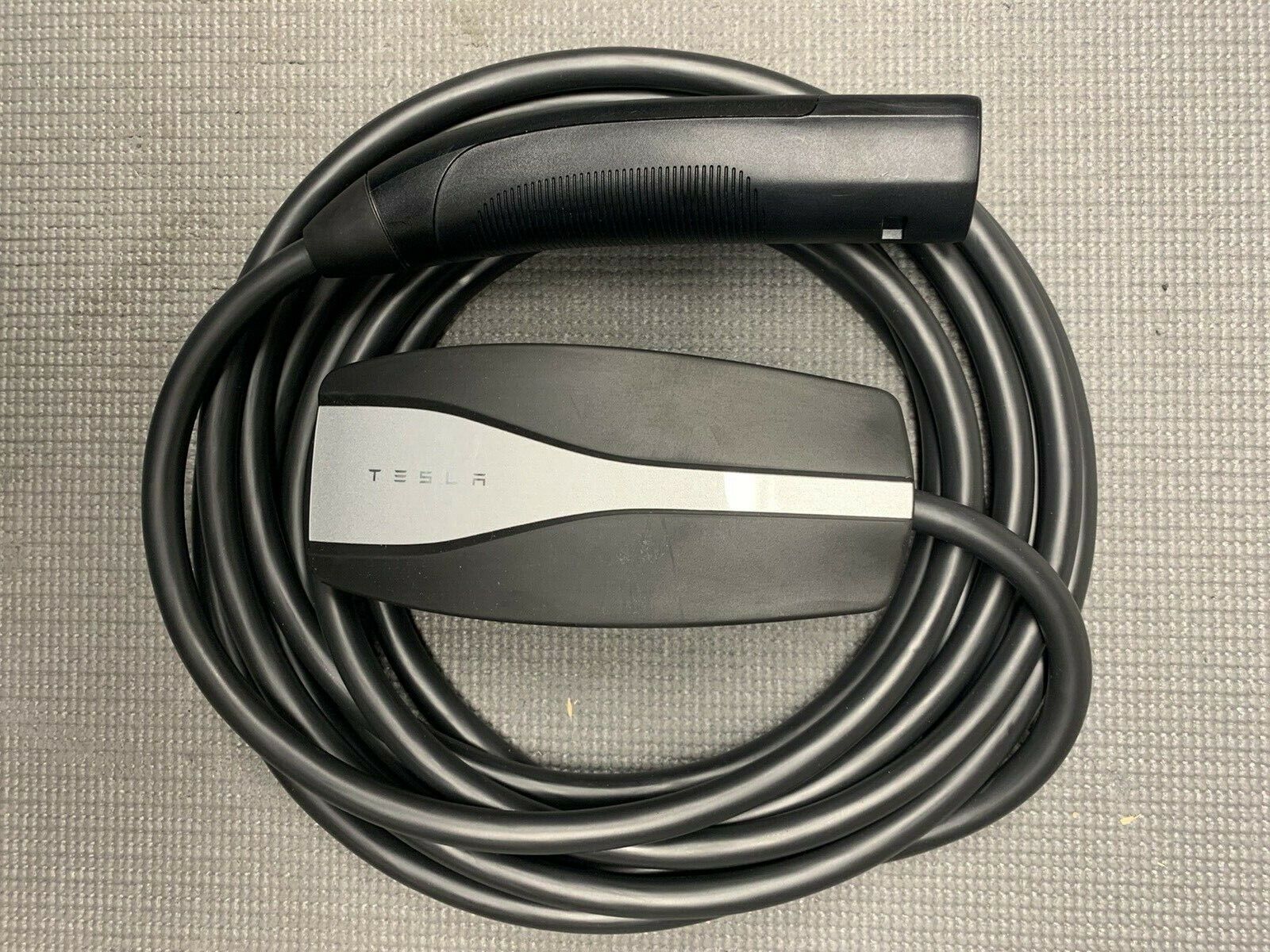 Tesla Gen 2 Universal Mobile Connector charger UMC cord only OEM PN 1101789-00-J