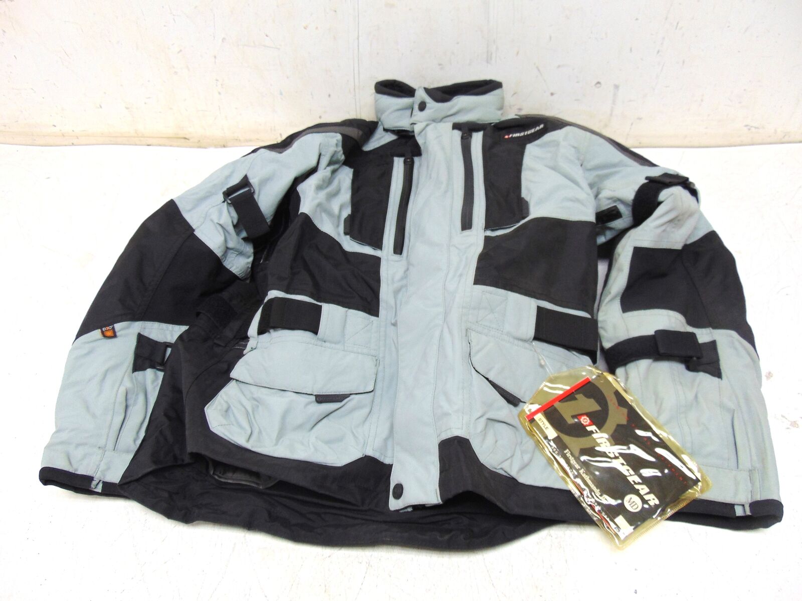 FirstGear Kathmandu Jacket Black/Dark Grey Medium 51-5554