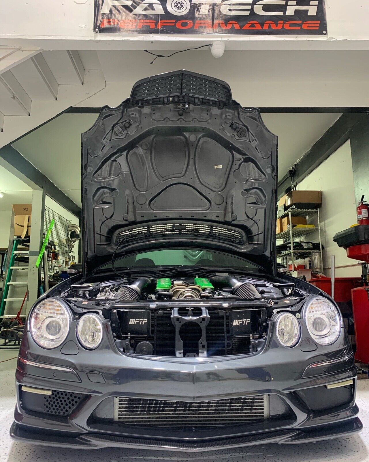 E55 Performance Supercharged Carbon Fiber M113K 55K AMG Scoops E55 AMG W211 WOW