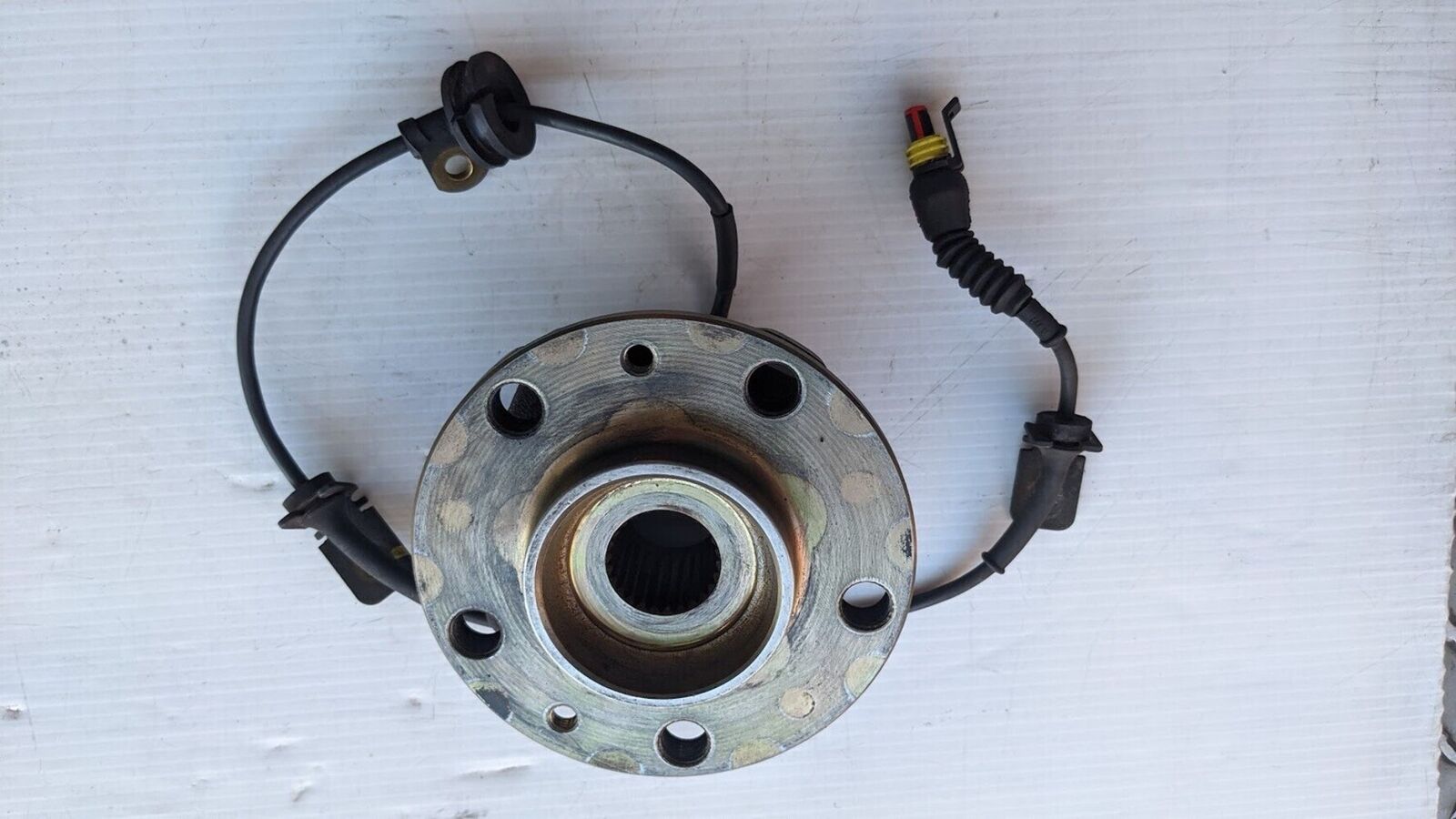 FERRARI 360 SPIDER PART ONE REAR OR FRONT BWHEEL HUB BEARING WITH ABS SENSOR 179