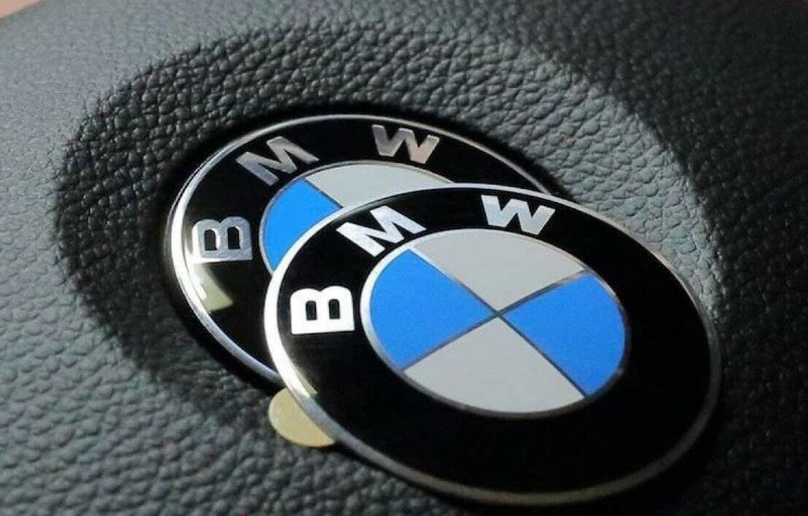 Genuine BMW Steering Wheel Emblem 45mm Badge Logo For 1 3 5 6 7  36131181082