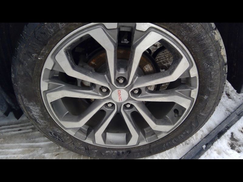 Wheel 19x7-1/2 Opt Pjh Silver With Gray Inlay Fits 18-21 TERRAIN 2956994