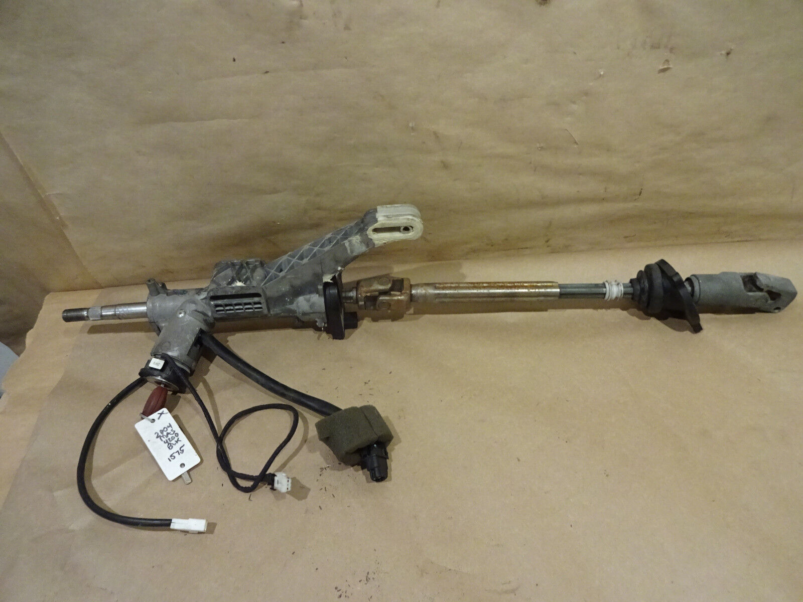 Maserati 4200 Coupe/Spyder - Steering Column With Key - P/N 195590